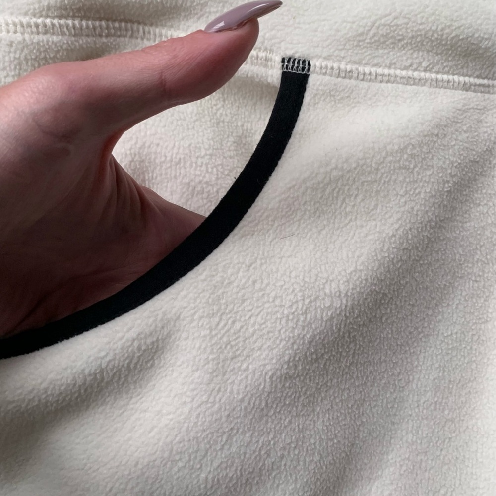 NWOT Hyba black and white fleece half-buttoned pullover - Picture 7 of 13